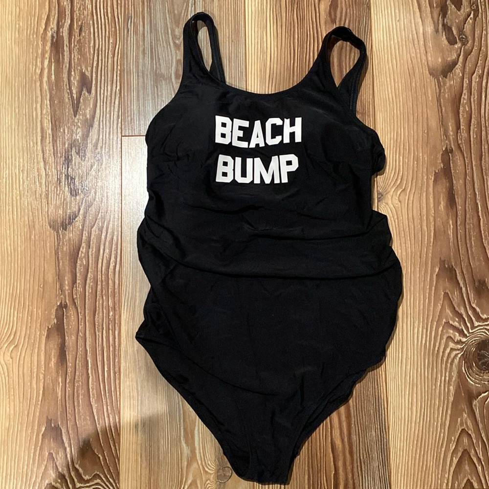 Cute maternity bathing suit